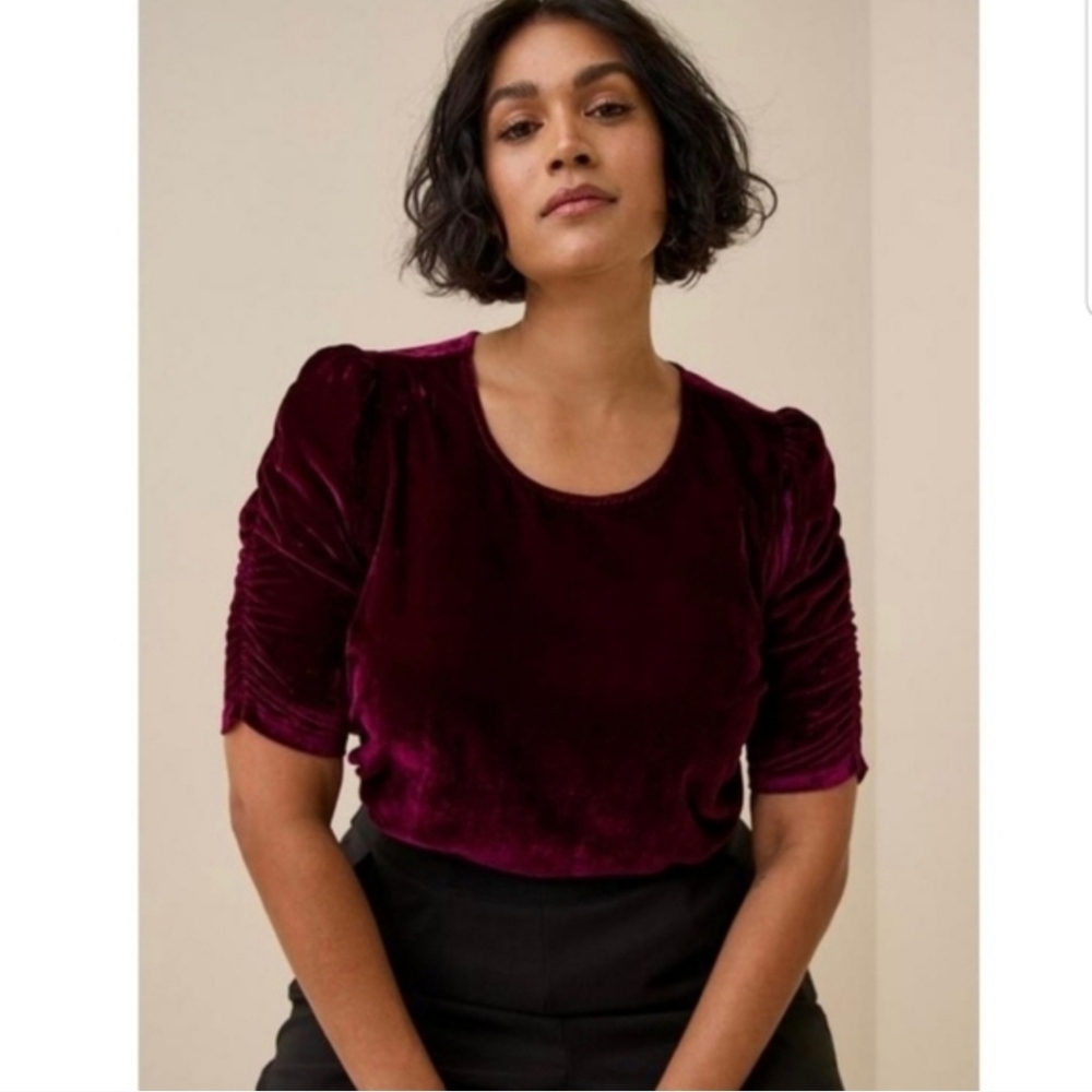 Torrid Plus Size Burgundy Velvet 1/2 Caterpillar Sleeve Keyhole Back Top NWT